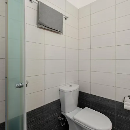 Villa Azure Pearl 3br Superior Seaside , Protaras *